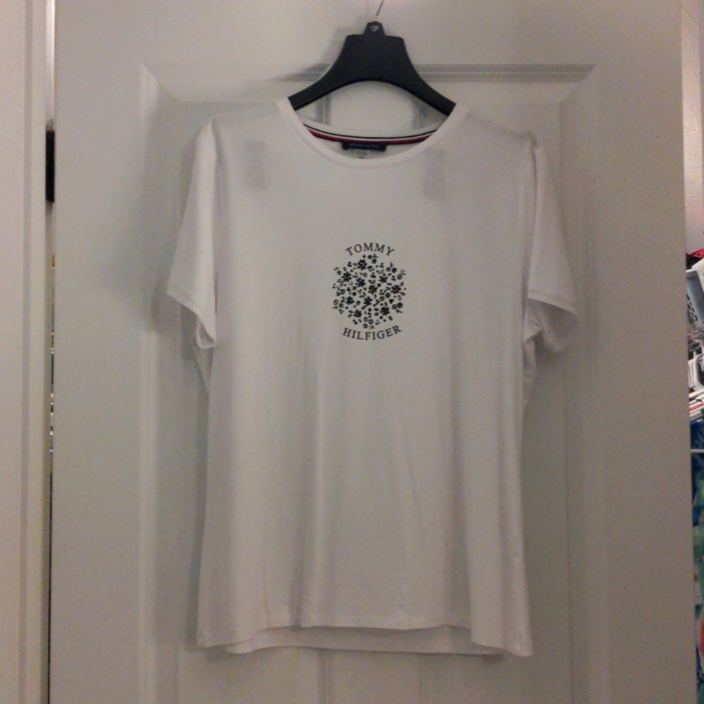 White Tommy Hilfiger shirt